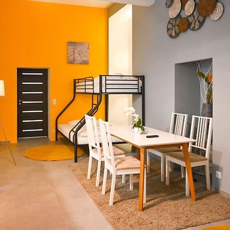 Apartamento Charming Domicile Wien Allerheiligenplatz Exterior foto